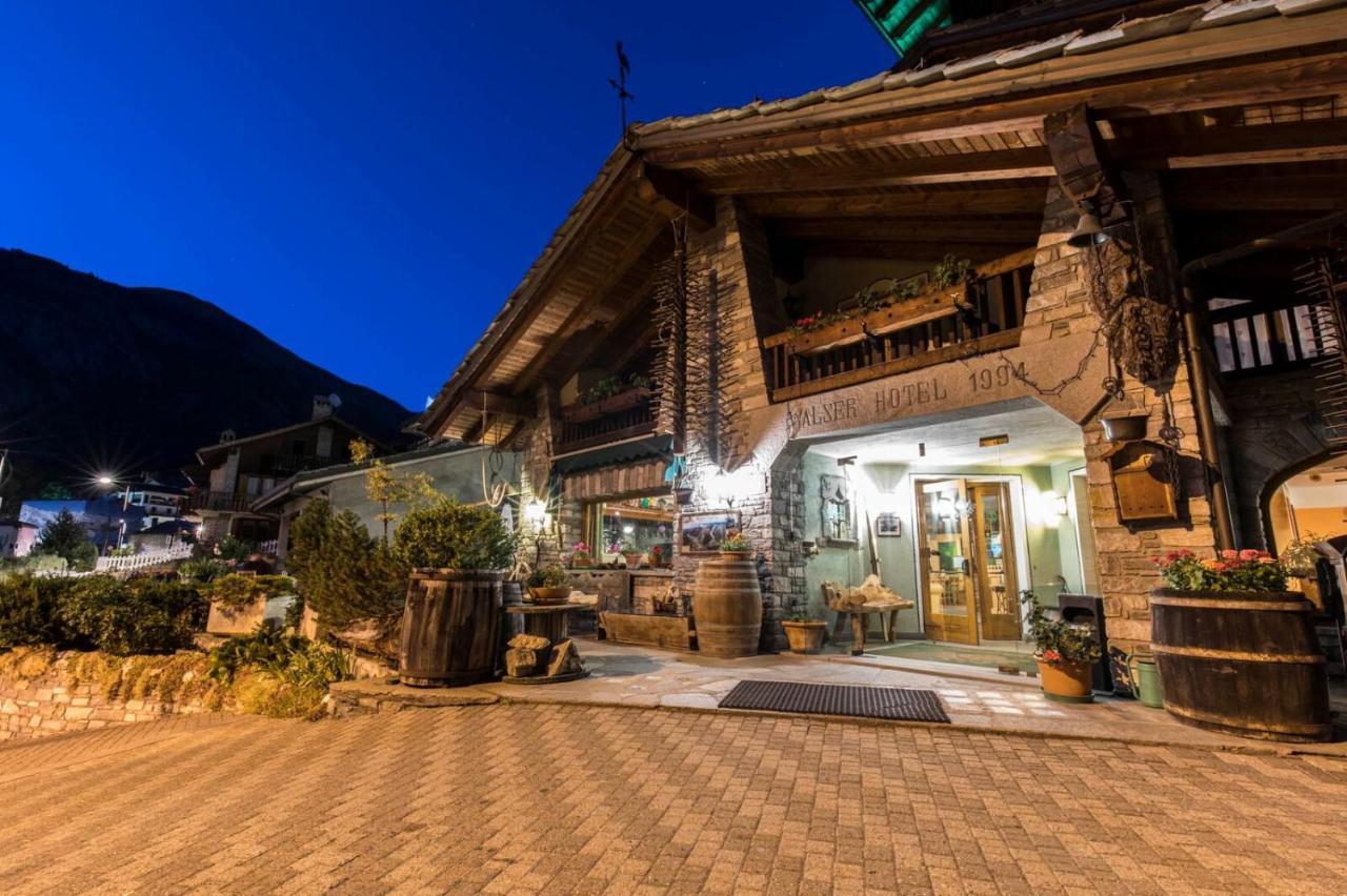 Hotel Walser Courmayeur Exteriér fotografie